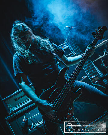 Below A Silent Sky - live Below A Silent Sky - live